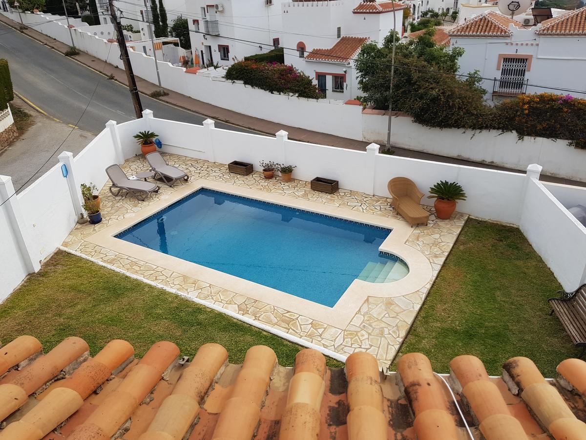 Villa - Zeezicht, Zwembad Nerja Extérieur photo